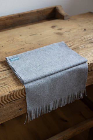 Sciarpa in pura lana vergine - grigio nebbia