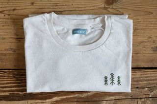 T shirt unisex con ricamo - alberelli